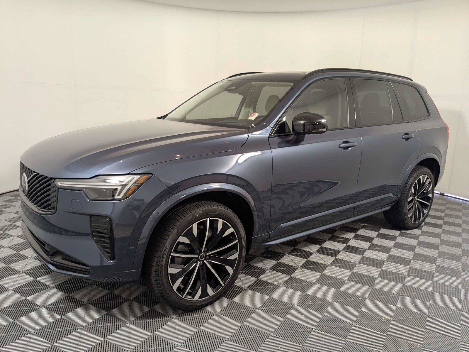 Used 2026 Volvo XC90 B6 Ultra w/ Protection Package Premier AWD/4WD image 2