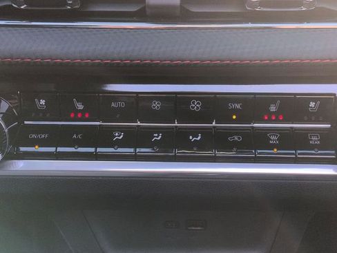 New 2026 Chevrolet Equinox RS w/ Convenience Package III image 37