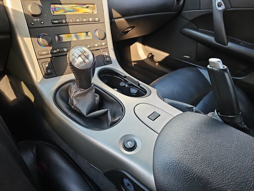Used 2005 Chevrolet Corvette Convertible RWD image 27