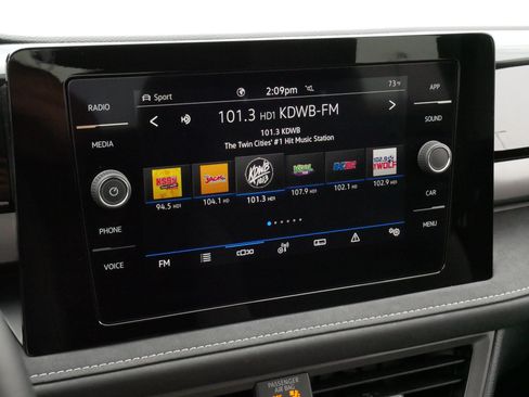 Certified 2025 Volkswagen Taos SE AWD/4WD image 22
