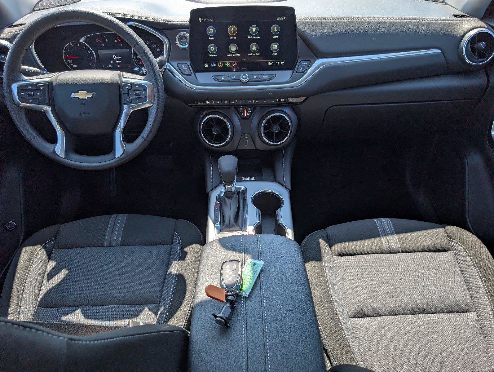 New 2026 Chevrolet Blazer LT w/ Convenience Package FWD image 31