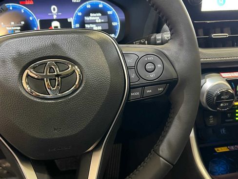New 2025 Toyota RAV4 Limited image 21