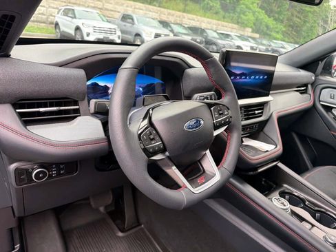 Used 2025 Ford Explorer ST w/ Sun And Sound Package AWD/4WD image 10
