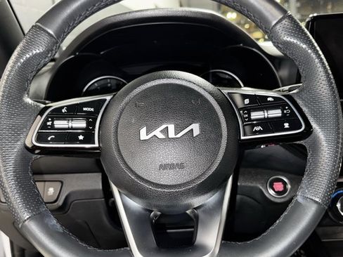 Used 2023 Kia Forte GT-Line w/ GT-Line Premium Package image 23