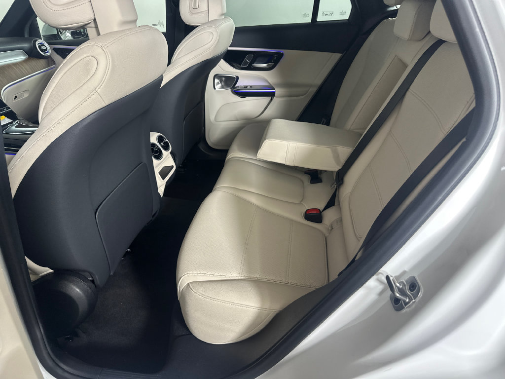 Certified 2026 Mercedes-Benz GLC 300 image 23
