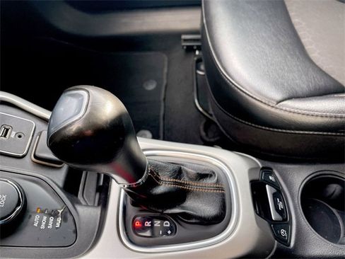 Used 2021 Jeep Compass Latitude image 17