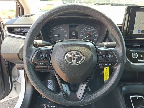 Used 2024 Toyota Corolla LE FWD image 19