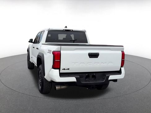 Used 2025 Toyota Tacoma TRD Off-Road image 11