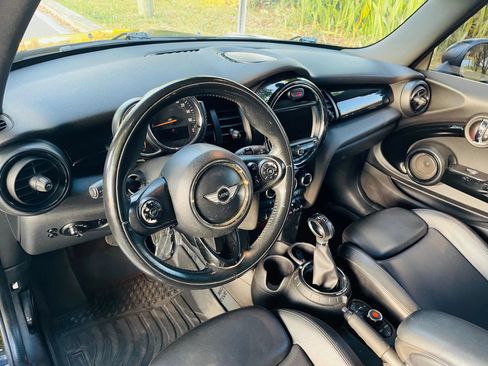Used 2014 MINI Cooper 2-Door Hardtop image 10