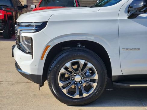 Used 2025 Chevrolet Tahoe LS RWD image 15
