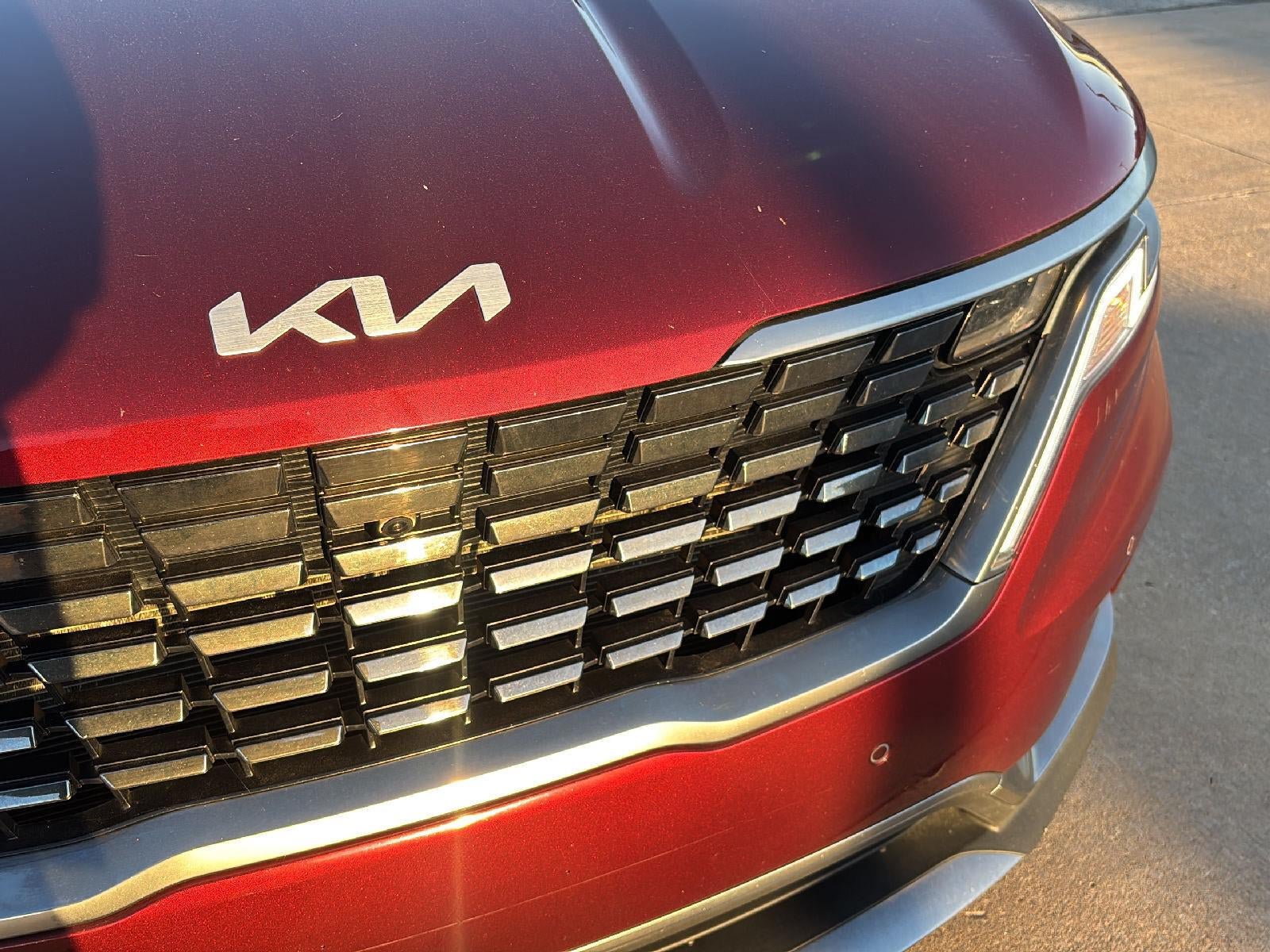 Used 2024 Kia Carnival SX FWD image 29