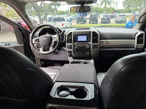 Used 2021 Ford F250 Lariat w/ Tremor Off-Road Package AWD/4WD image 3