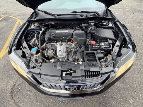 Used 2013 Honda Accord LX-S image 32