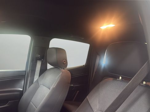 Certified 2023 Chevrolet Colorado W/T RWD image 18