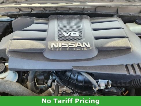 Used 2018 Nissan Titan SV w/ SV Convenience Package image 29