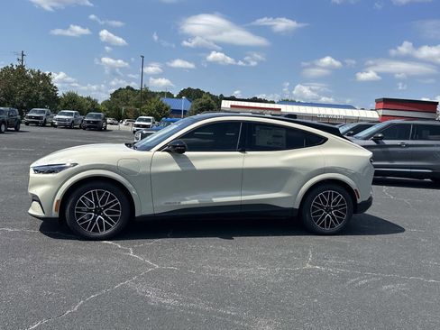 New 2025 Ford Mustang Mach-E Premium image 35