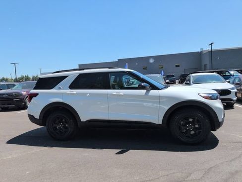 Certified 2024 Ford Explorer Timberline w/ Timberline Technology Package AWD/4WD image 13