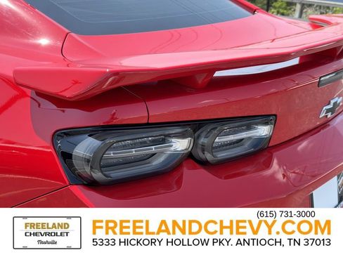 Used 2022 Chevrolet Camaro SS RWD image 12
