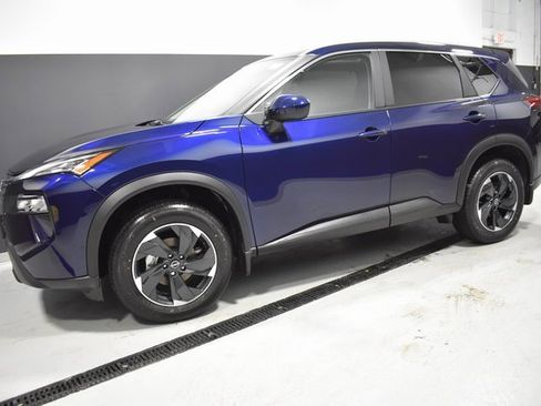 New 2026 Nissan Rogue SV image 2
