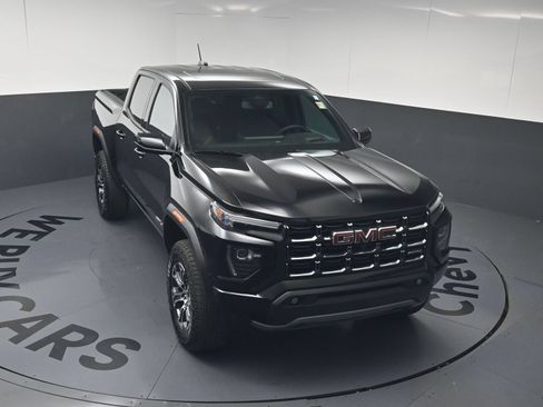 Used 2024 GMC Canyon AT4 w/ AT4 Premium Package AWD/4WD image 32