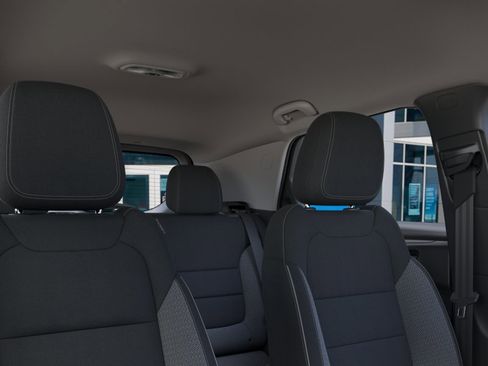 New 2026 Chevrolet TrailBlazer LT w/ LT Cold Weather Package FWD image 48