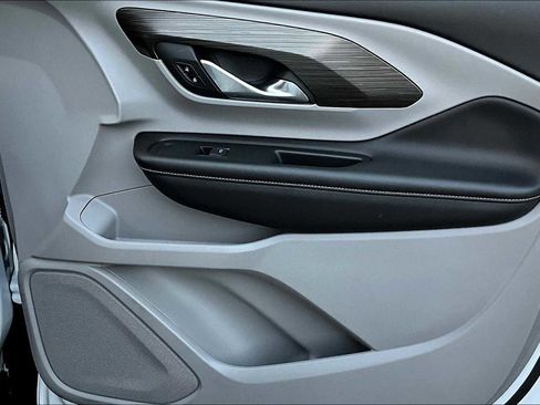 Used 2022 GMC Terrain SLE w/ Driver Convenience Package image 20