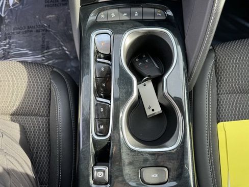 Used 2021 Buick Envision Preferred image 16