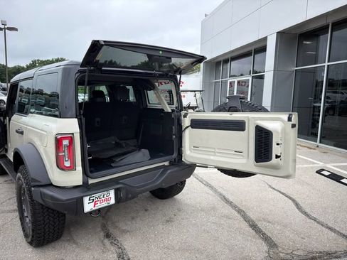 Used 2025 Ford Bronco Badlands AWD/4WD image 49