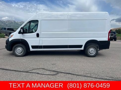 Used 2025 RAM ProMaster 2500 w/ Convenience Group FWD image 7