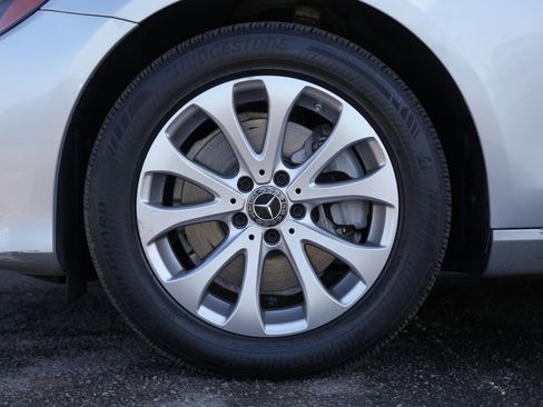 Used 2019 Mercedes-Benz E 300 4MATIC w/ Premium 1 Package image 13