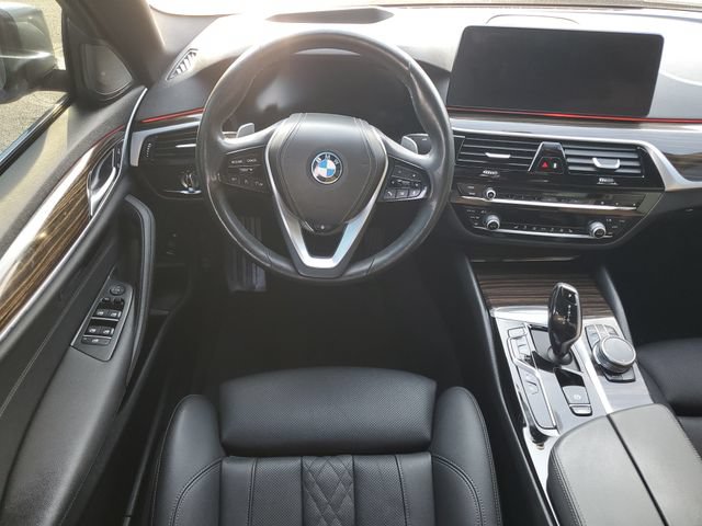 Used 2023 BMW 530e RWD image 16
