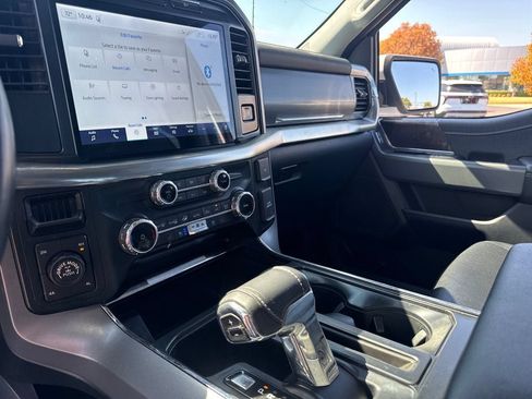 Used 2022 Ford F150 Lariat AWD/4WD image 20