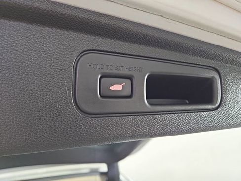Used 2023 Honda Odyssey Touring image 33