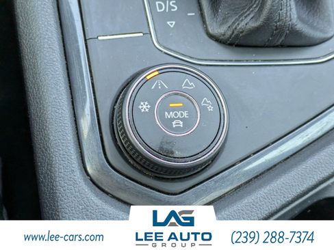 Used 2019 Volkswagen Tiguan SEL R-Line image 30