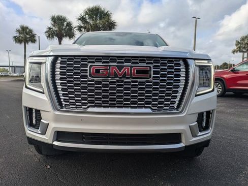 Used 2024 GMC Yukon Denali w/ Denali Reserve Package AWD/4WD image 9