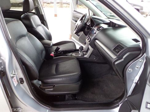 Used 2015 Subaru Forester 2.5i Limited image 16