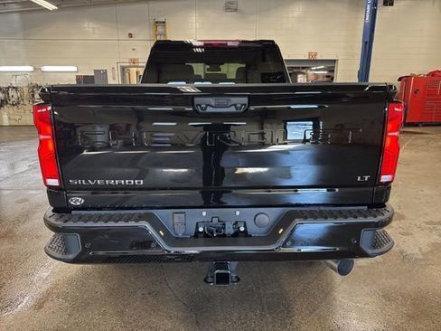 New 2026 Chevrolet Silverado 2500 LT w/ Z71 Chrome Sport Edition AWD/4WD image 5
