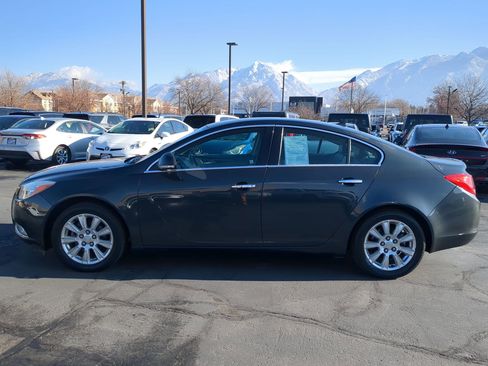 Used 2013 Buick Regal Premium image 9