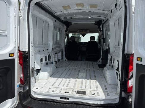 Used 2020 Ford Transit 150 Medium Roof RWD image 34
