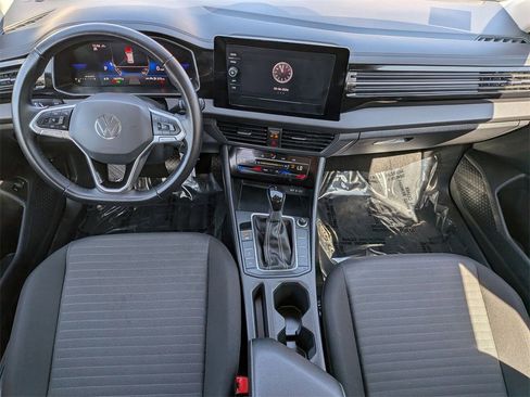 Used 2025 Volkswagen Jetta S image 21