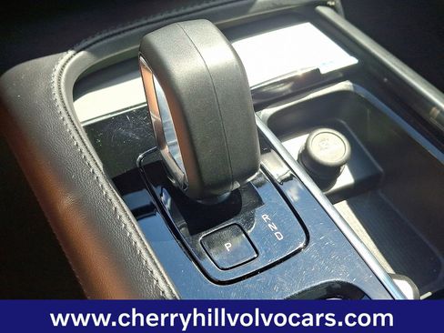 Certified 2024 Volvo XC90 B5 Core w/ Protection Package Premier image 16