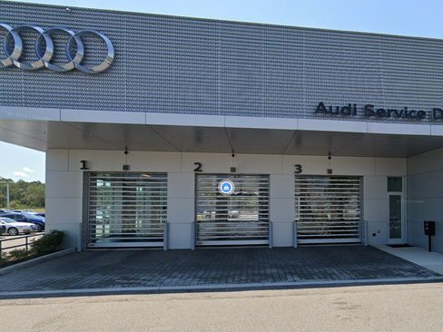 Certified 2023 Audi Q4 e-tron Prestige image 30