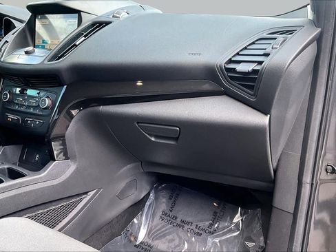 Used 2018 Ford Escape SE w/ SE Sport Appearance Package AWD/4WD image 19