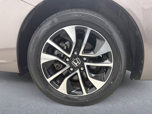 Used 2014 Honda Civic EX image 23