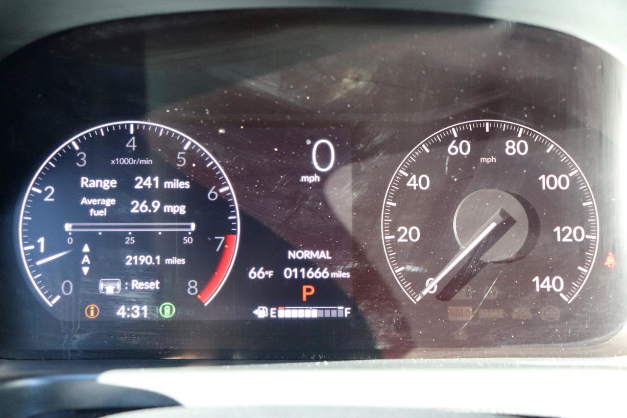Used 2026 Honda Odyssey Elite image 32