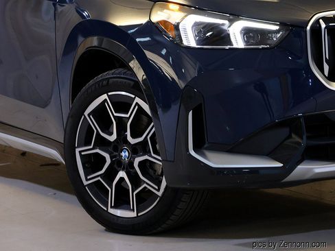 Certified 2026 BMW X1 xDrive28i AWD/4WD image 3