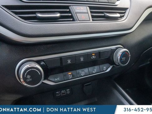Used 2019 Nissan Altima 2.5 S FWD image 8