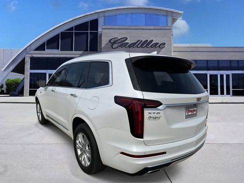 Used 2024 Cadillac XT6 Luxury FWD image 6