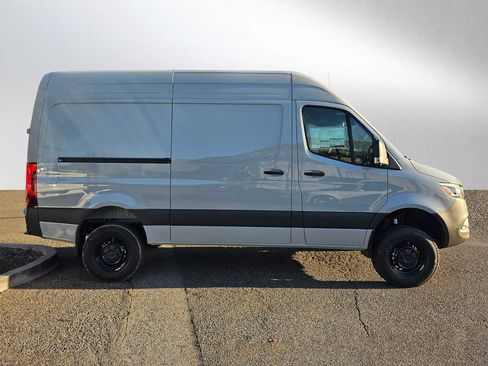 New 2026 Mercedes-Benz Sprinter 2500 image 2