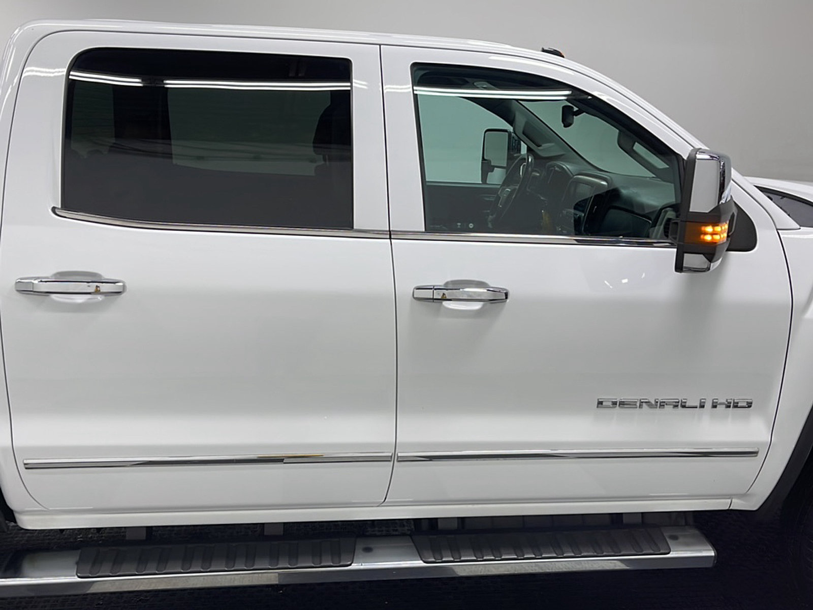 Used 2019 GMC Sierra 3500 Denali w/ Duramax Plus Package AWD/4WD image 19